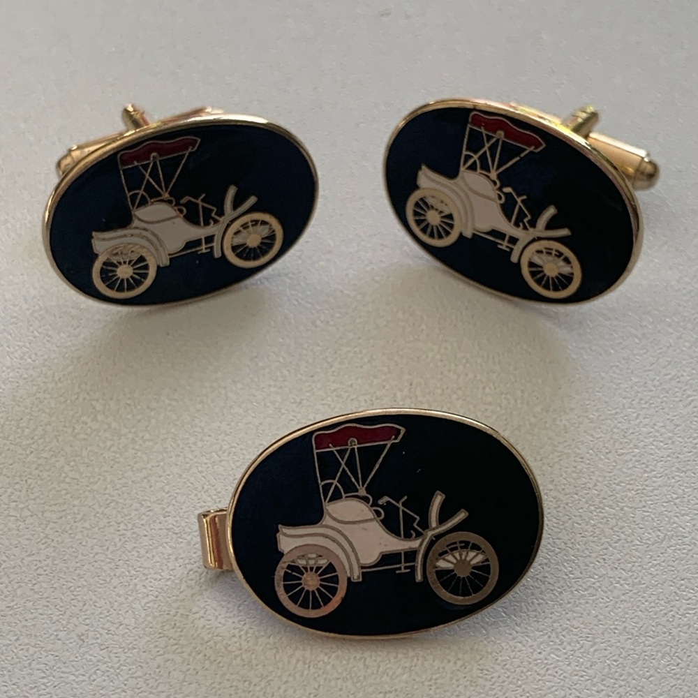 Vintage Model T Vintage Oval Enamel Car Cuff links and Tie Clasp Set